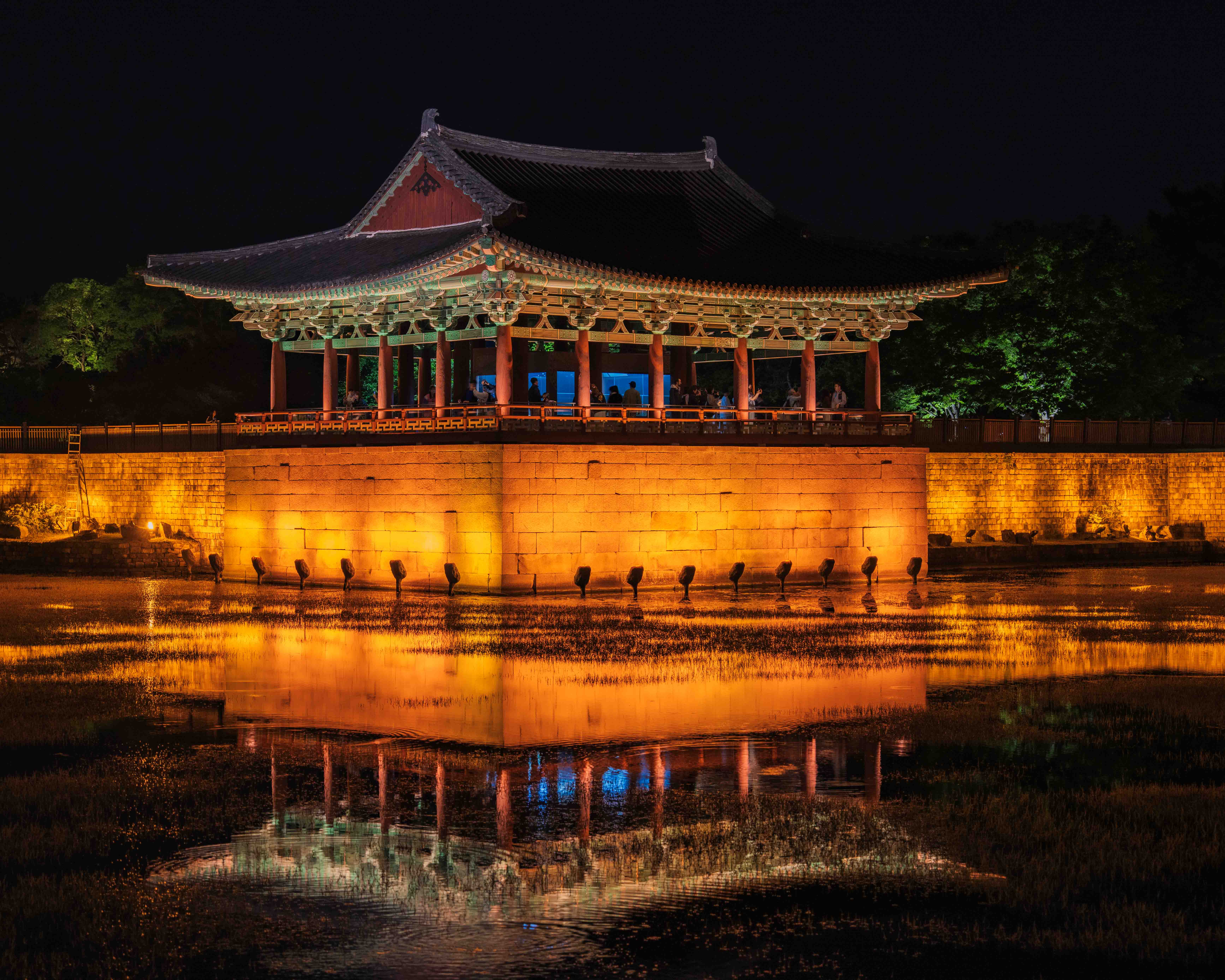 Gyeongju by Night — The Magic Reflections of Woljeonggyo and Donggung Palace